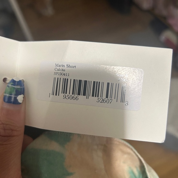 Ulla Johnson - Marin Shorts in Calcite - sz 8 - Picture 7 of 7
